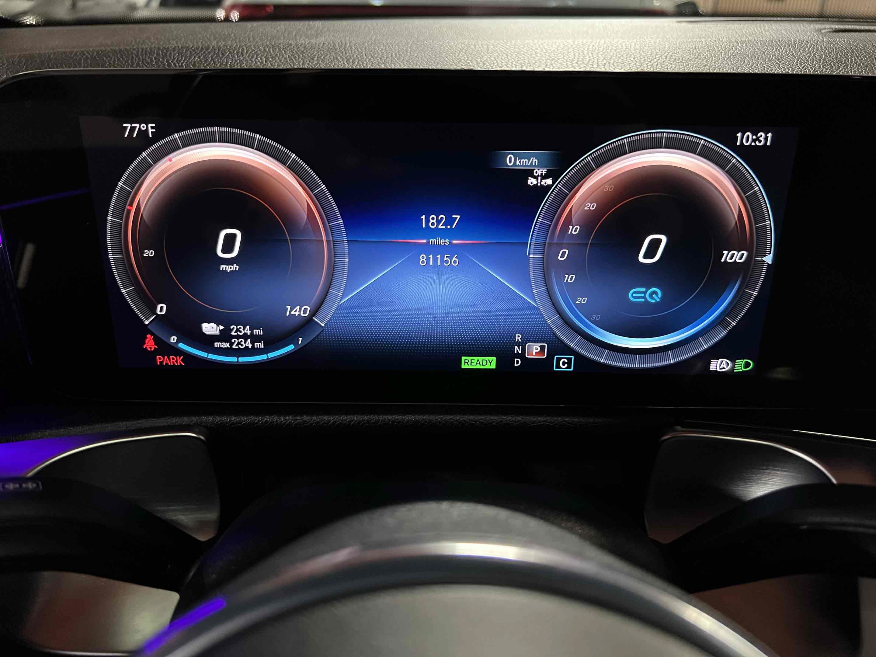 Used 2023 Mercedes-Benz EQB 300 4MATIC image 5