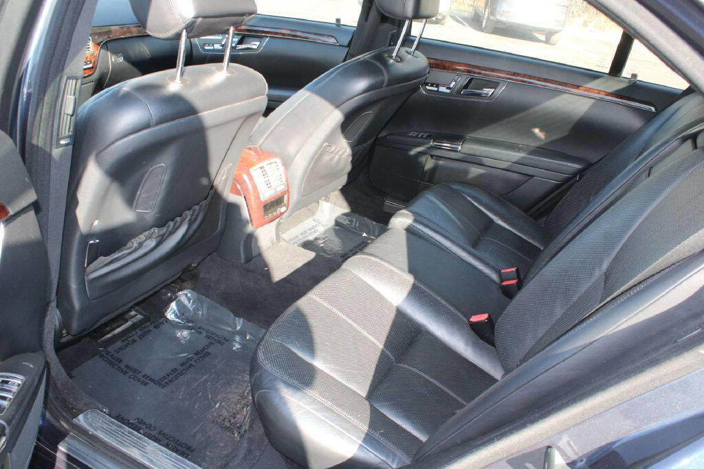 Used 2007 Mercedes-Benz S 550 image 10