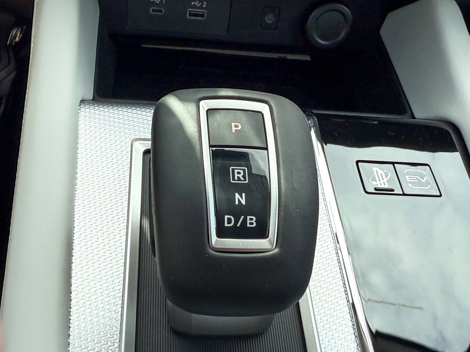 New 2025 Mitsubishi Outlander SEL image 37