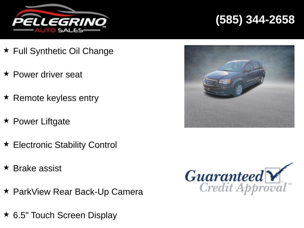 Used 2016 Chrysler Town & Country Touring image 6