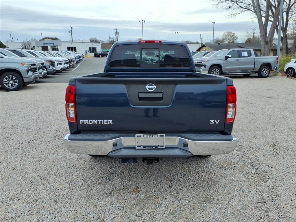 Used 2021 Nissan Frontier SV w/ SV Utility Package image 6