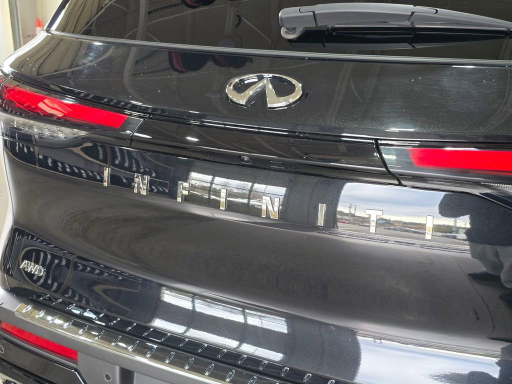 Certified 2023 INFINITI QX60 Luxe w/ Cargo Package AWD/4WD image 27