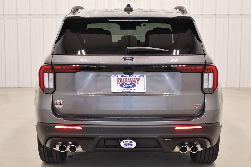 New 2026 Ford Explorer ST image 8