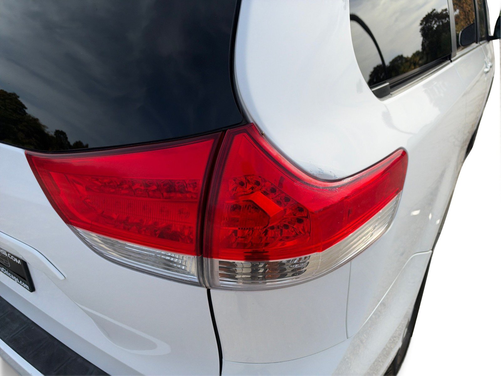 Used 2014 Toyota Sienna XLE FWD image 35