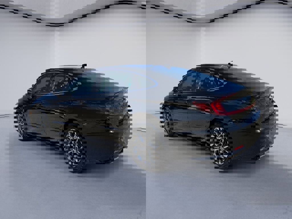 Used 2023 Hyundai Sonata SEL image 3