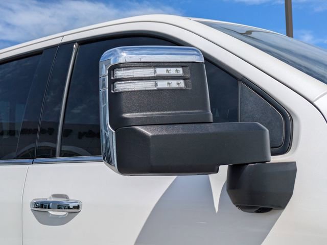 Used 2023 Chevrolet Silverado 2500 High Country w/ LPO, Hitch Package AWD/4WD image 13