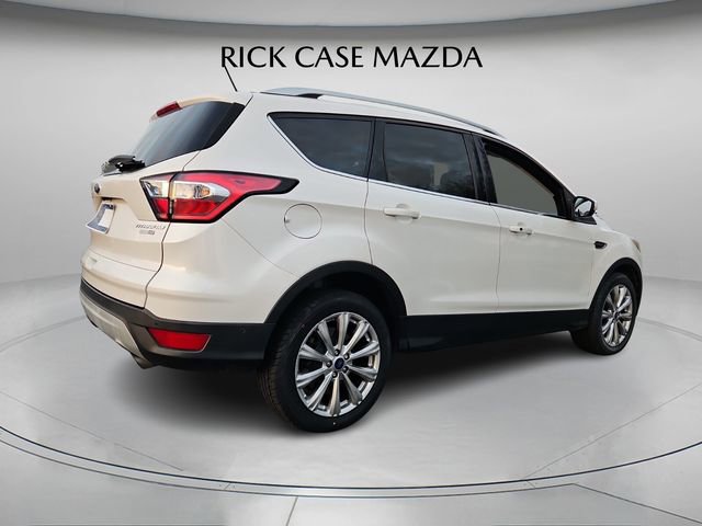 Used 2018 Ford Escape Titanium w/ Ford Safe & Smart Package image 8