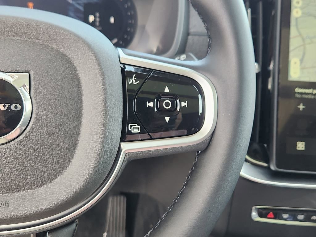 New 2026 Volvo XC90 B6 Plus w/ Protection Package image 10