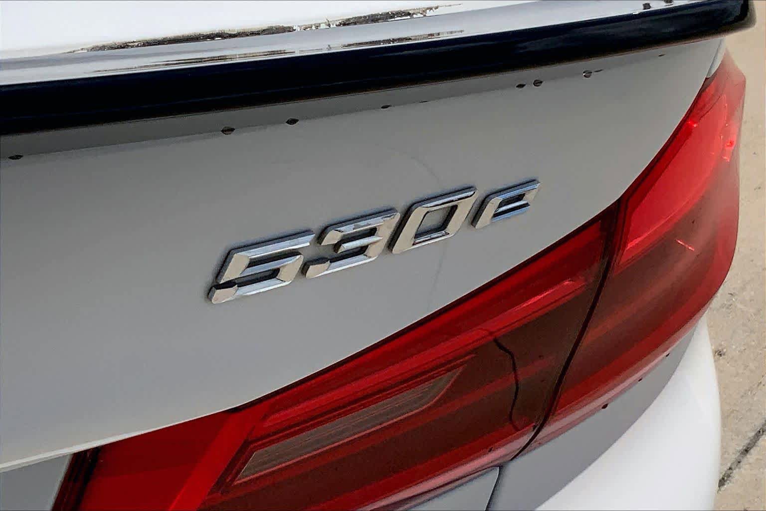Used 2018 BMW 530e RWD image 10