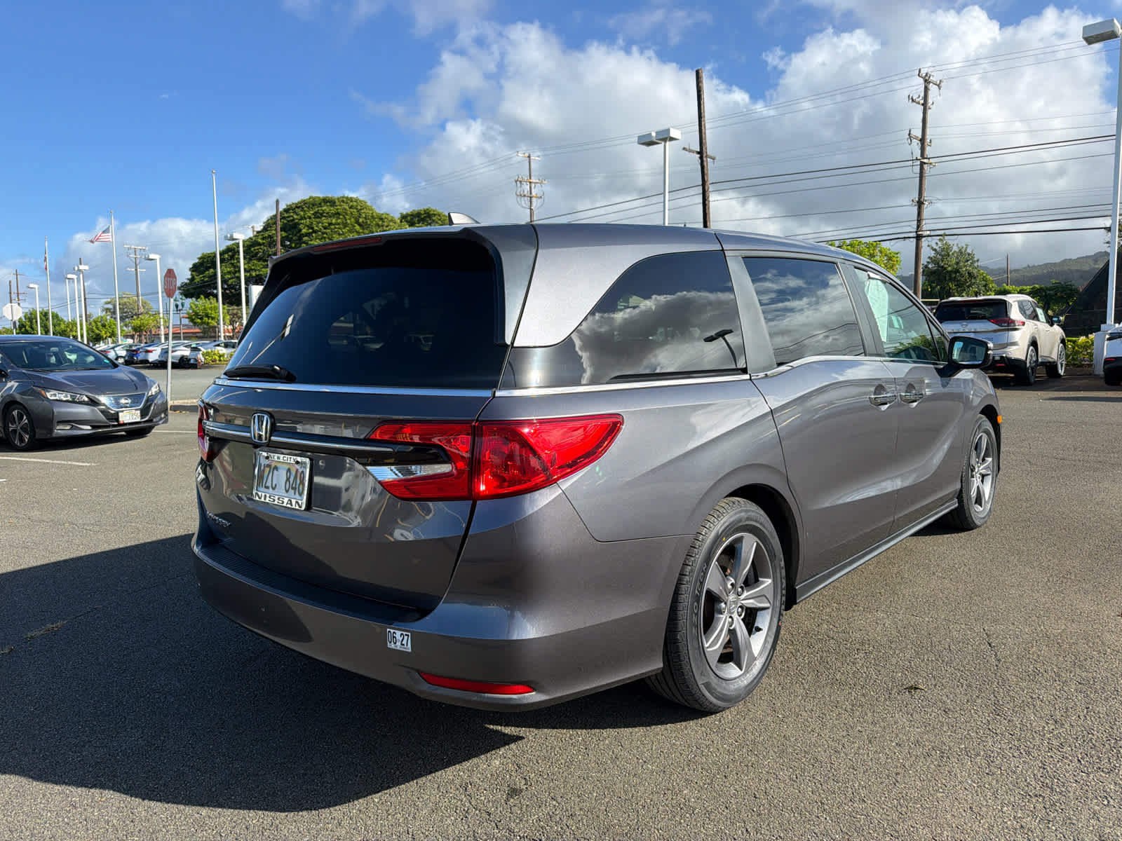 Used 2024 Honda Odyssey EX image 3