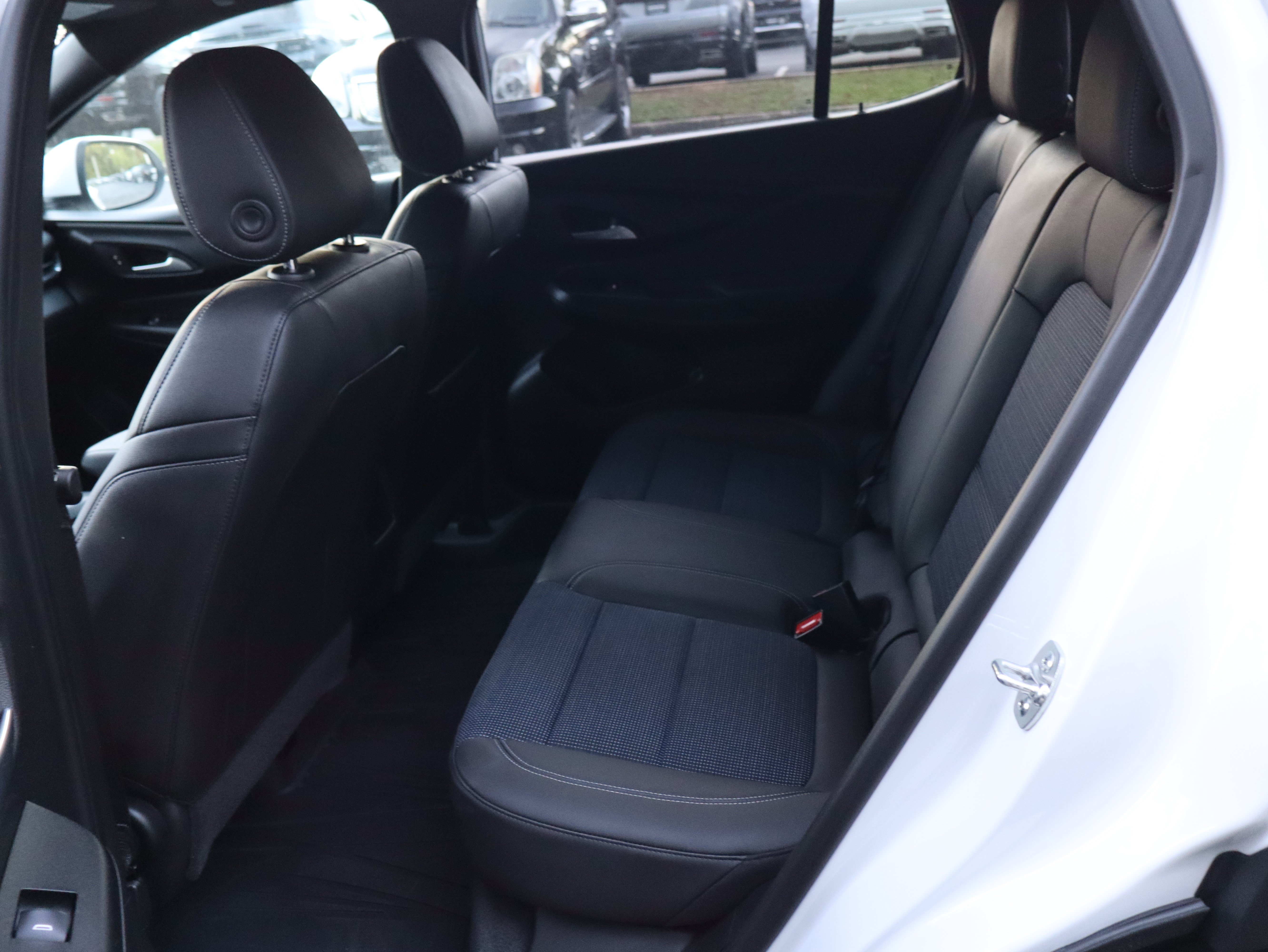 Used 2026 Buick Envista Preferred w/ Convenience II Package FWD image 37