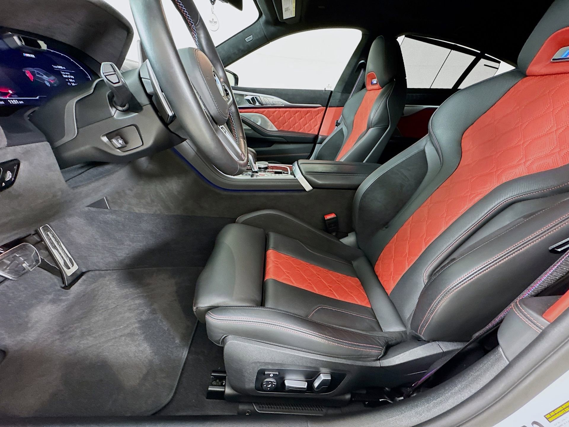 Used 2025 BMW M8 Competition AWD/4WD image 23