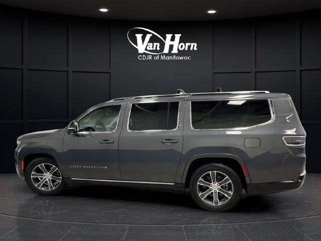 Used 2023 Jeep Grand Wagoneer L 4WD image 4