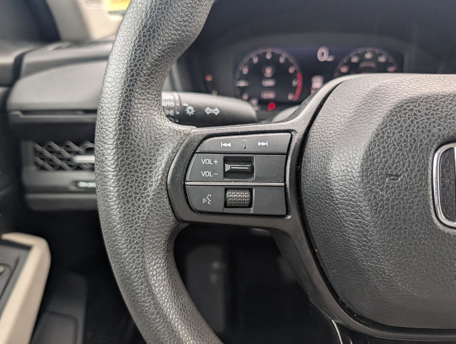 Used 2024 Honda Accord EX image 14