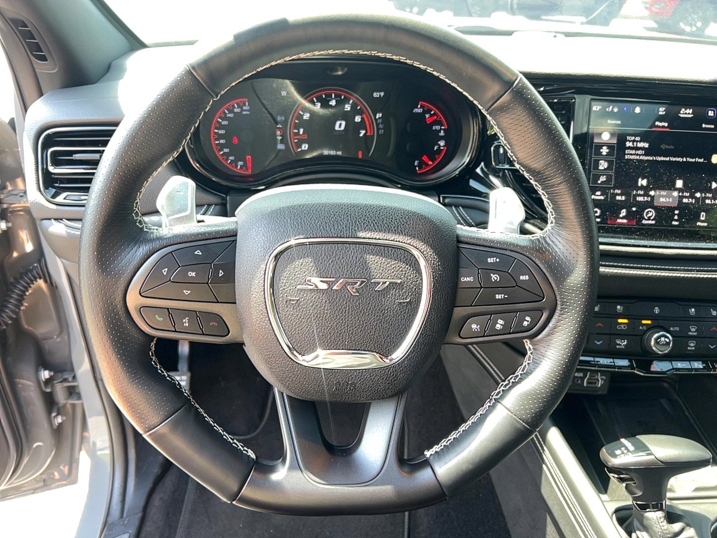 Used 2022 Dodge Durango SRT w/ Technology Group AWD/4WD image 17