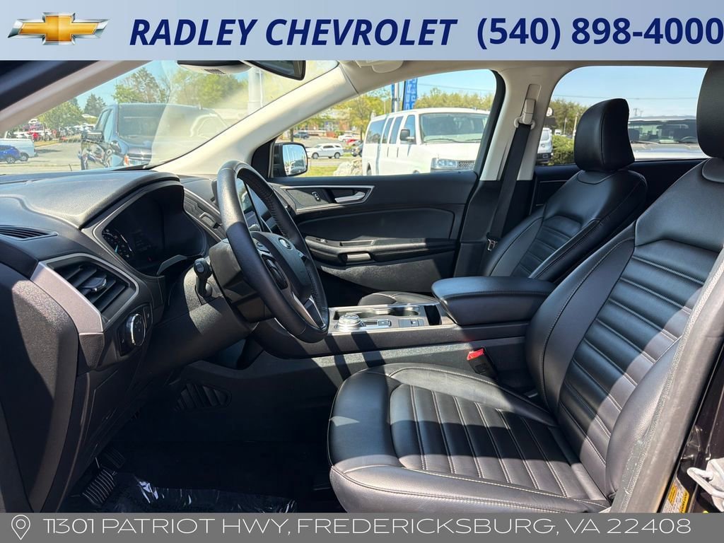 Used 2024 Ford Edge SEL AWD/4WD image 3