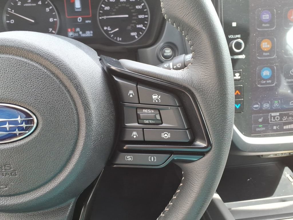 Used 2025 Subaru Forester Premium AWD/4WD image 19