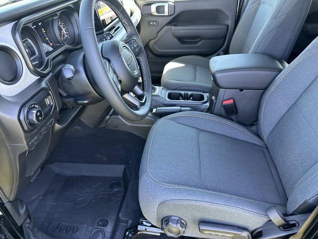 New 2025 Jeep Gladiator Willys image 22