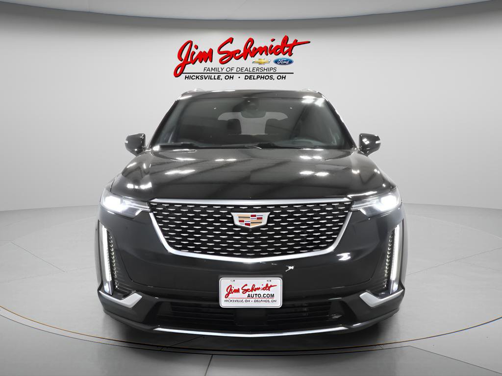 Used 2024 Cadillac XT6 Premium Luxury w/ Technology Package AWD/4WD image 3