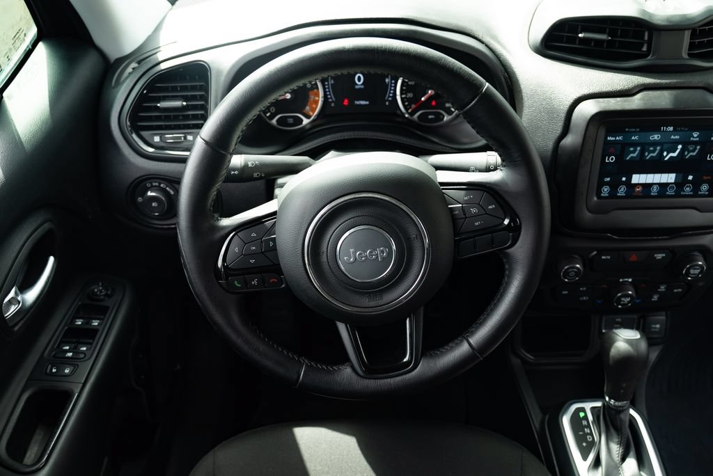 Used 2019 Jeep Renegade Altitude w/ Quick Order Package 2XM FWD image 11