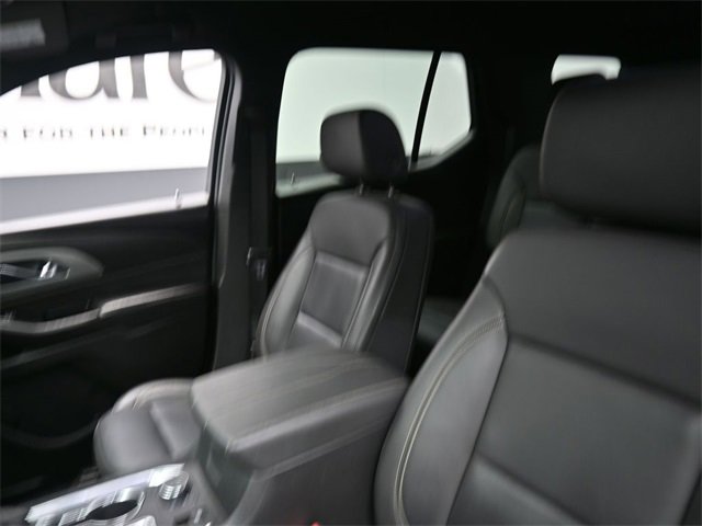 Used 2023 Chevrolet Traverse LT w/ LPO, Floor Liner Package image 16