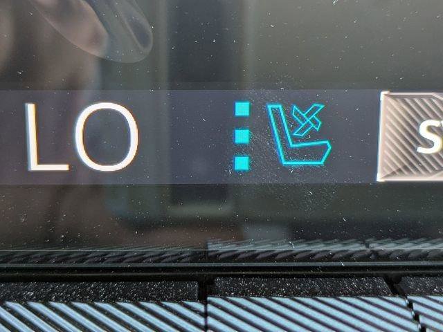 New 2026 GMC Hummer EV 2X w/ LPO, Sport Package image 33