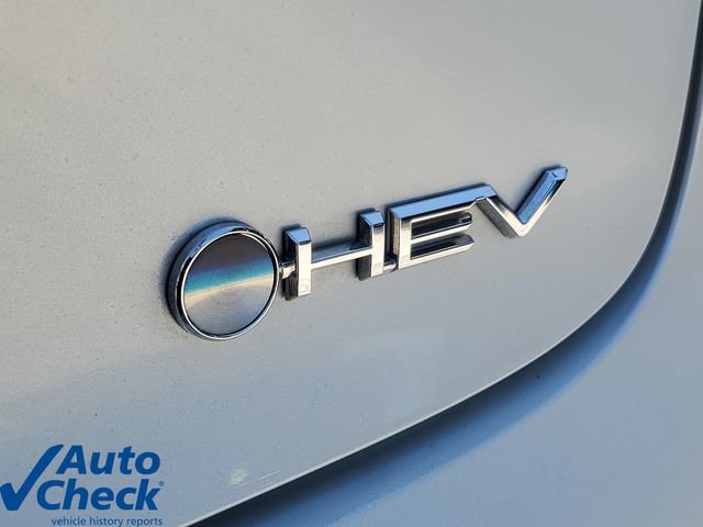 Used 2023 Toyota Prius XLE FWD image 9