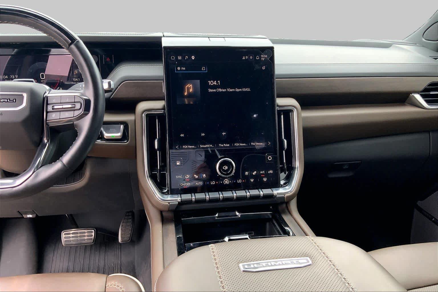Certified 2025 GMC Yukon Denali Ultimate AWD/4WD image 7