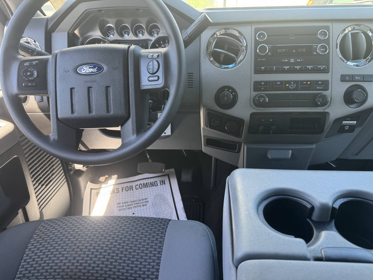 Used 2016 Ford F250 XLT w/ XLT Premium Package AWD/4WD image 13