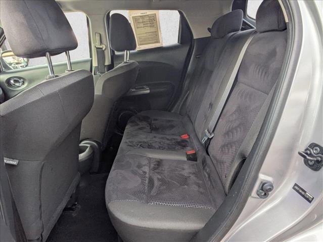 Used 2011 Nissan Juke SV image 12