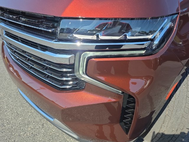 Used 2022 Chevrolet Tahoe LT w/ Luxury Package AWD/4WD image 33