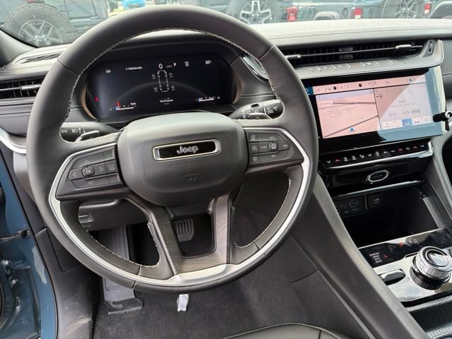 New 2026 Jeep Grand Cherokee L Limited w/ MOPAR Finishing Package AWD/4WD image 14