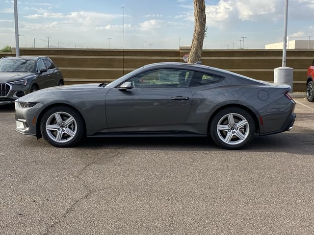 New 2026 Ford Mustang Coupe RWD video 3