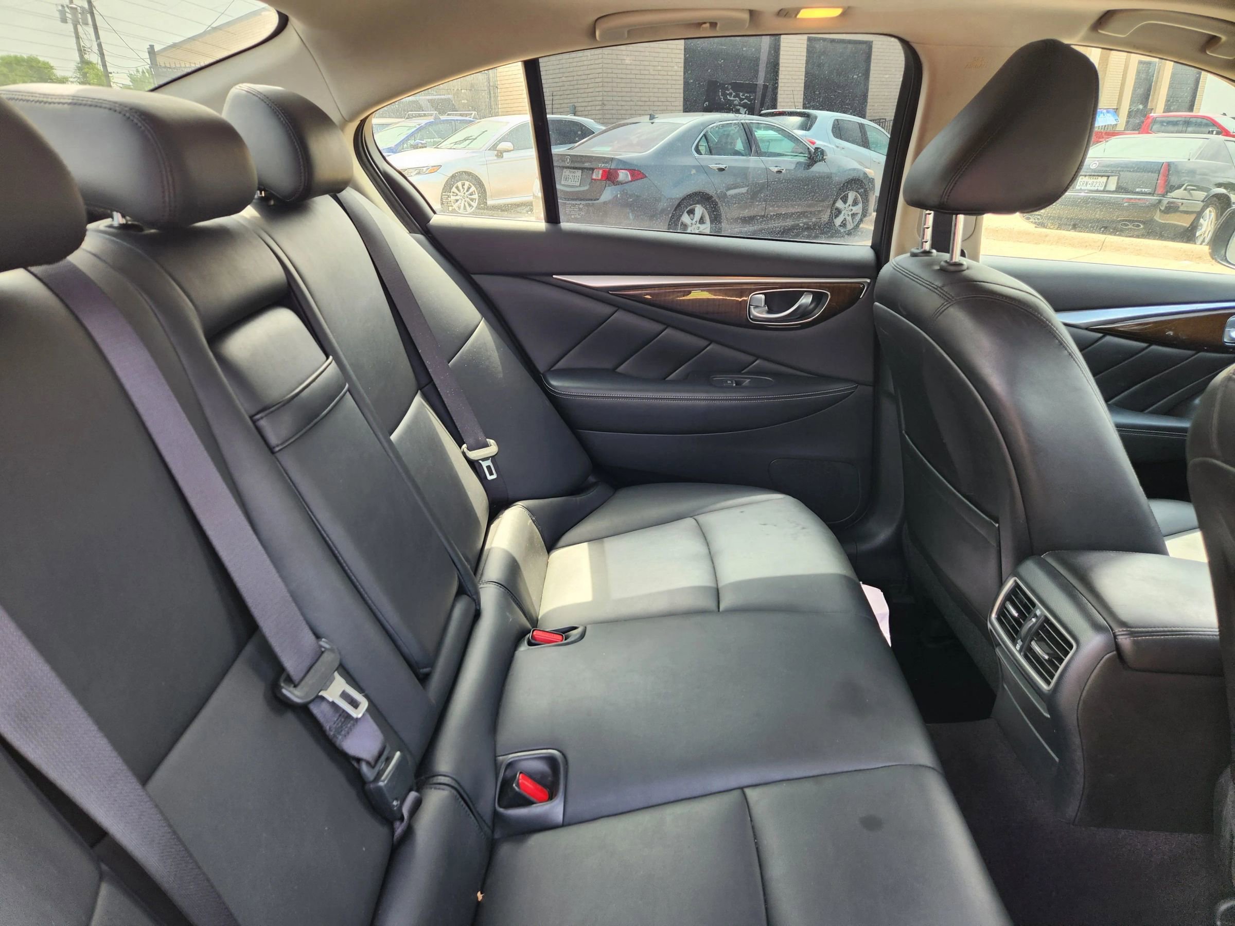 Used 2018 INFINITI Q50 Luxe w/ Essential Package (3.0T Luxe) RWD image 14