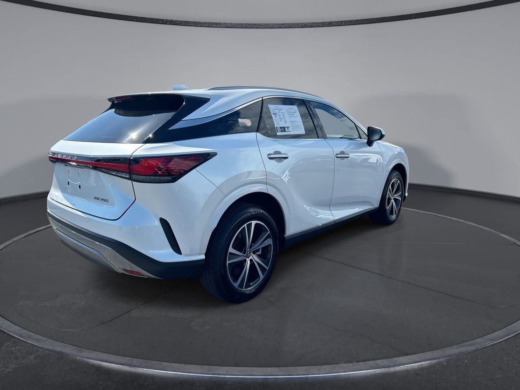 Used 2025 Lexus RX 350 Premium w/ Accessory Package (Z1) FWD image 11