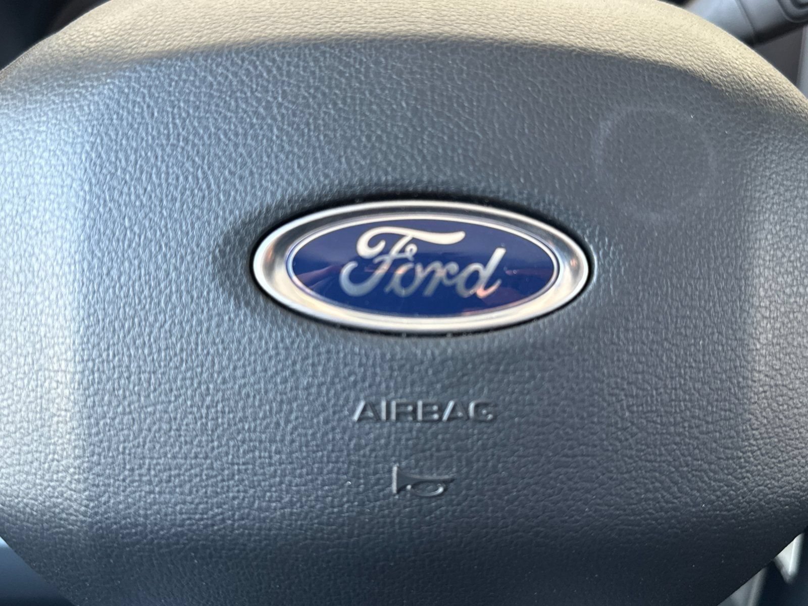 Used 2024 Ford F550 Luxury RWD image 28
