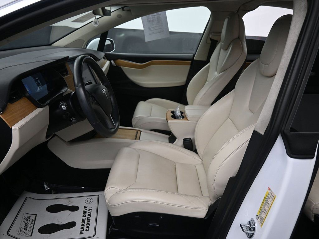 Used 2019 Tesla Model X 100D image 27