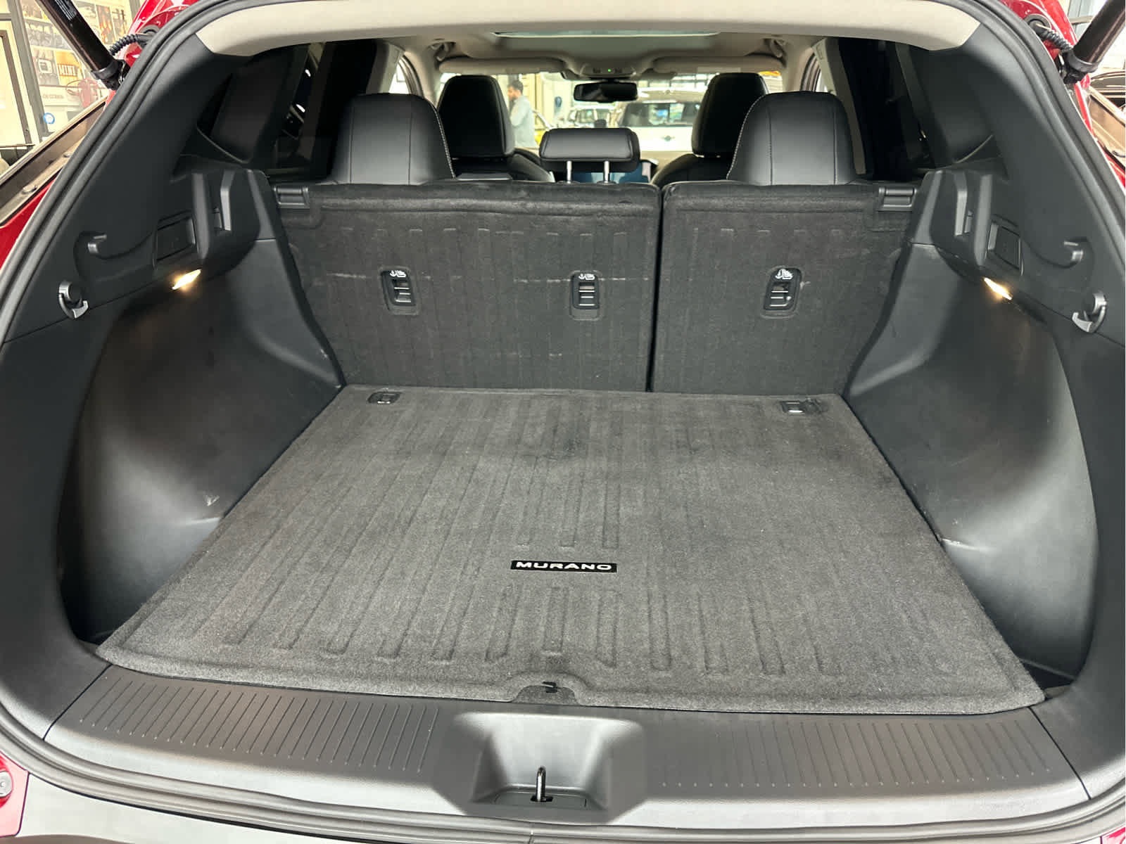 Used 2025 Nissan Murano SL image 9