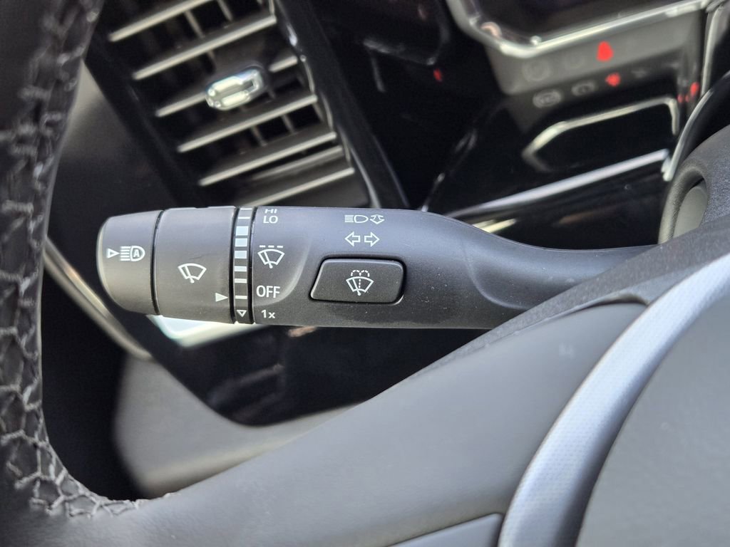 Used 2025 GMC Sierra 2500 SLE w/ SLE Value Package; image 26