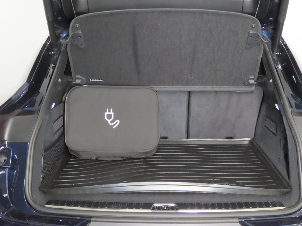 Certified 2025 Porsche Cayenne S AWD/4WD image 48