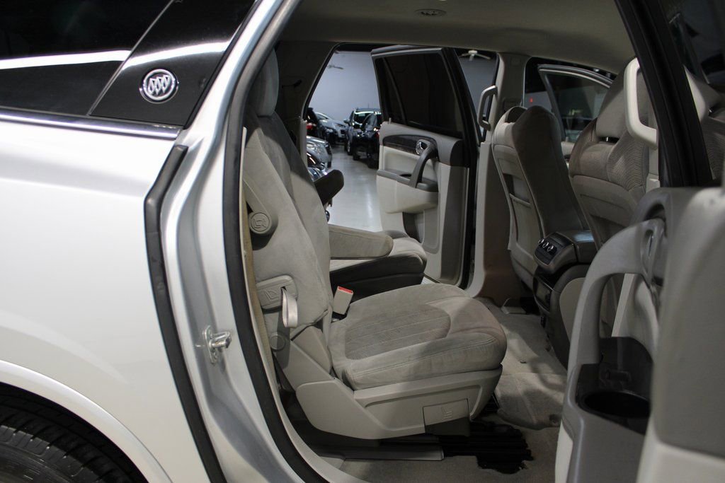 Used 2016 Buick Enclave Convenience image 16