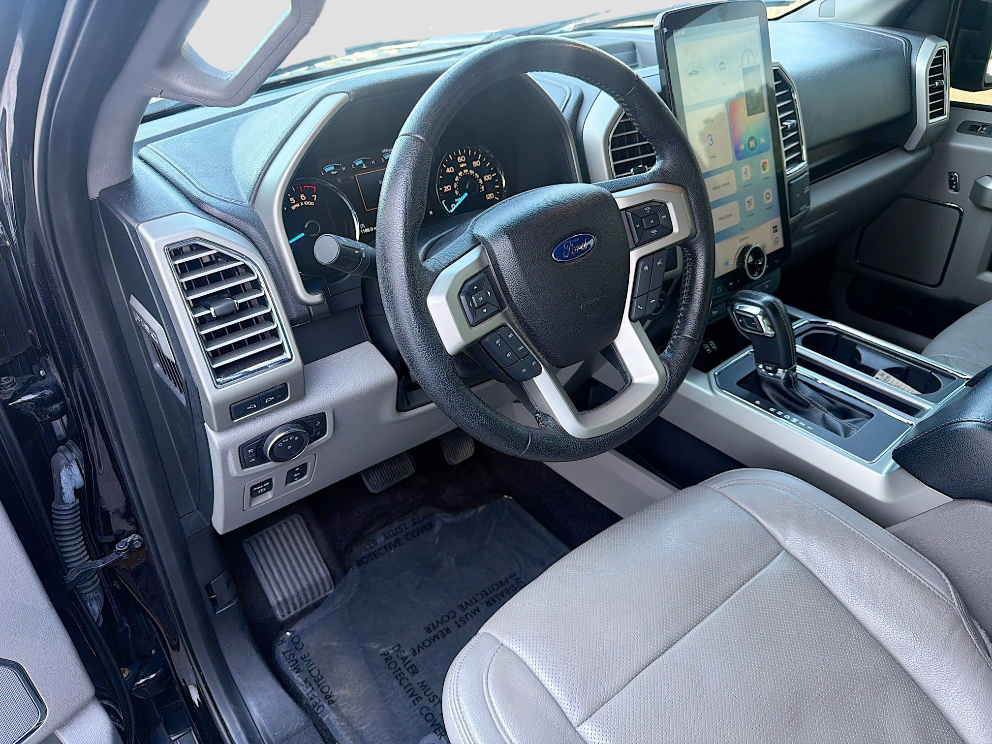 Used 2016 Ford F150 Lariat w/ Equipment Group 501A Mid RWD image 24