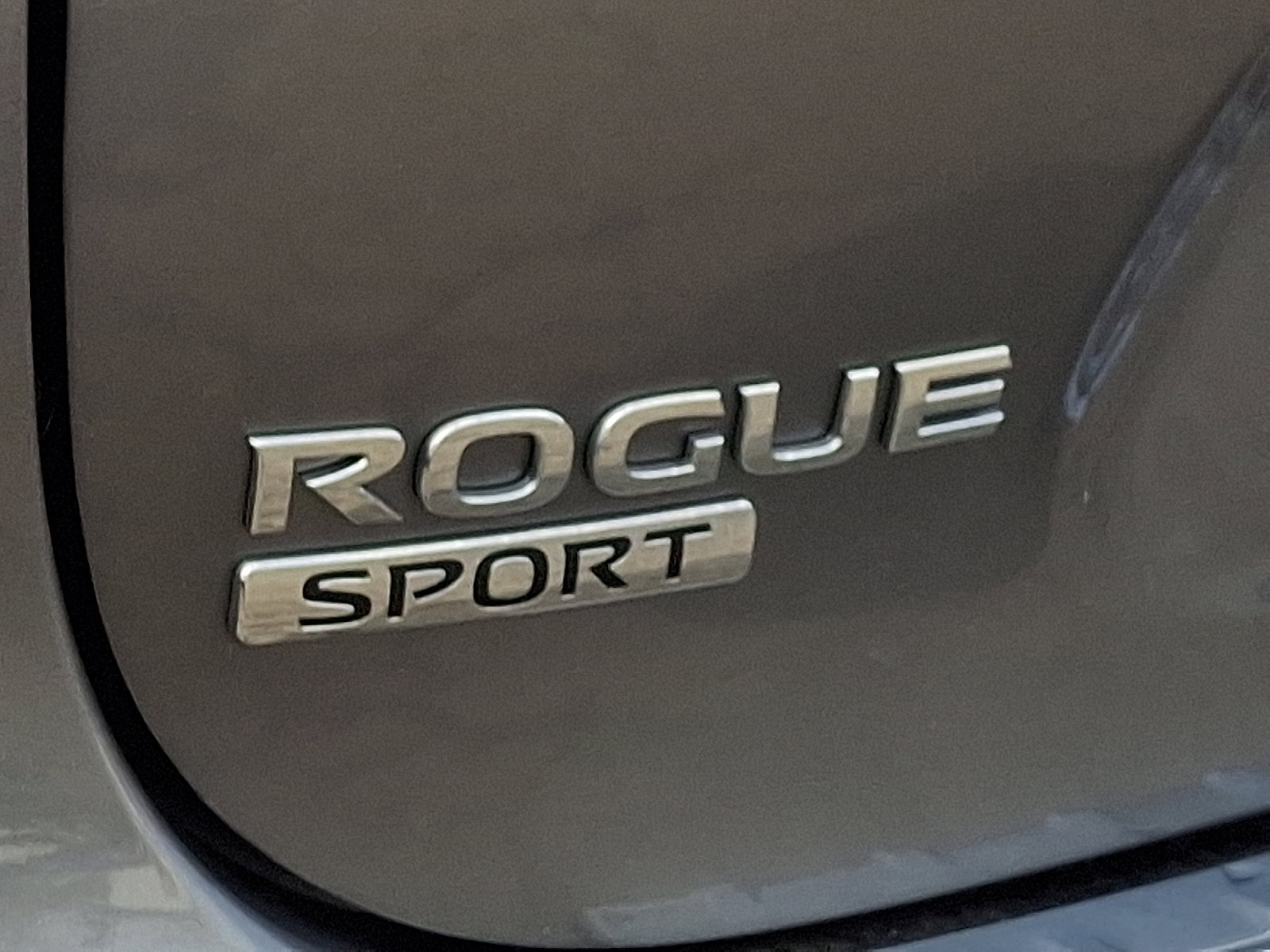 Used 2018 Nissan Rogue Sport SL w/ SL Premium Package image 30