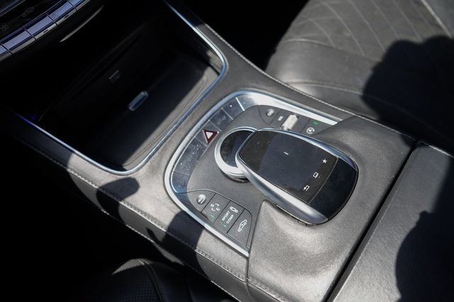 Used 2015 Mercedes-Benz S 550 Sedan w/ Premium 1 Package image 33