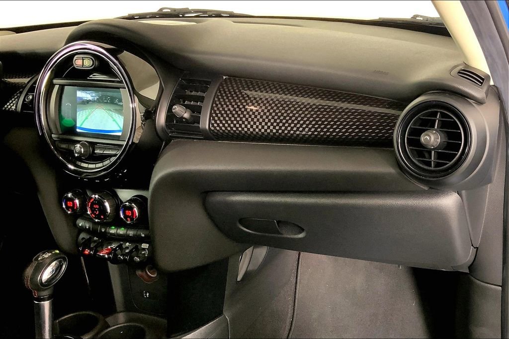 Used 2019 MINI Cooper S image 16