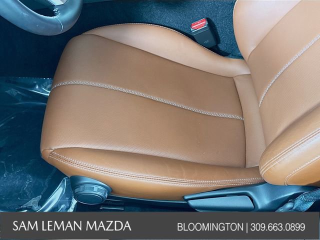 Used 2023 MAZDA MX-5 Miata Grand Touring RWD image 18