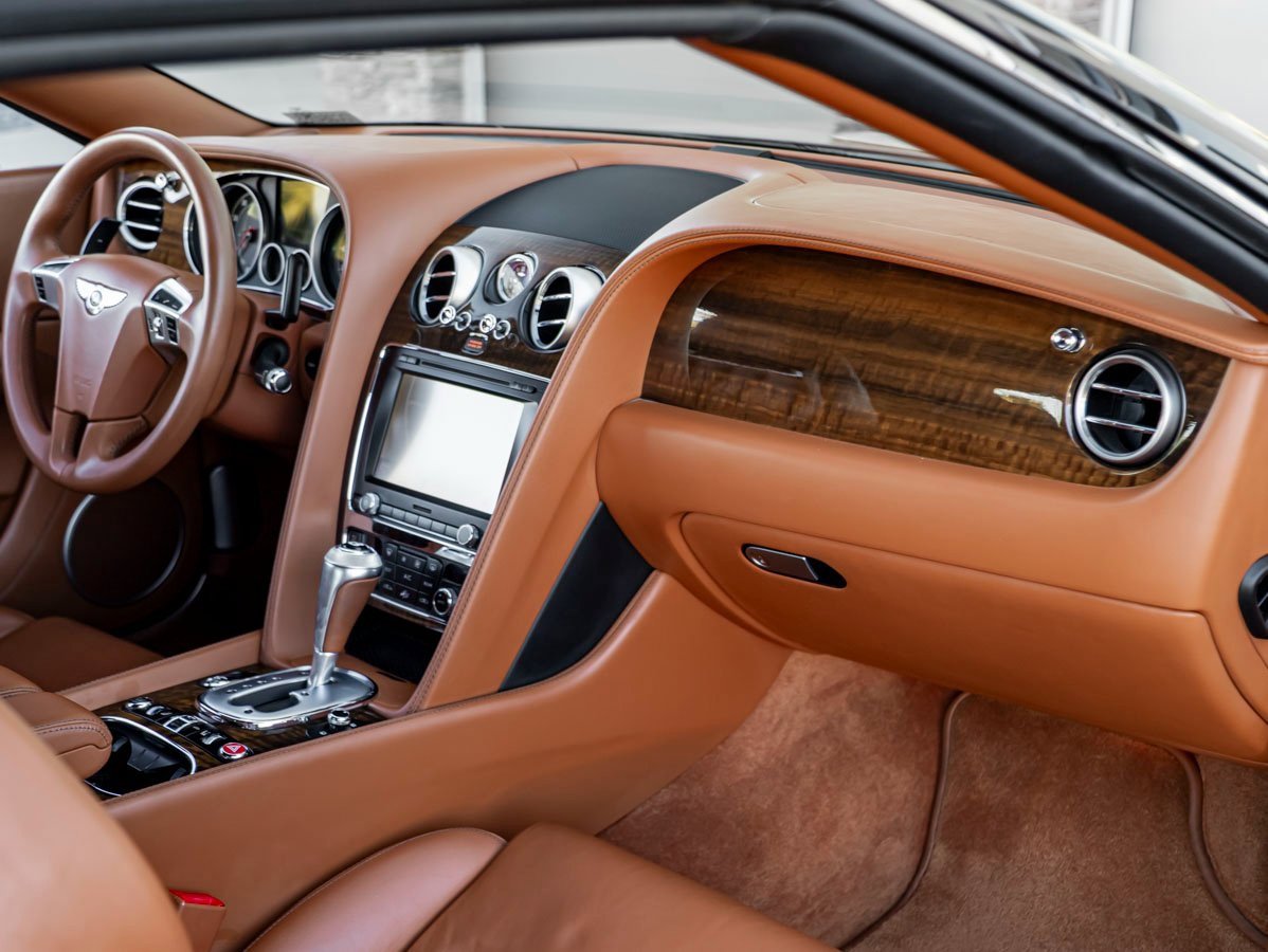 Used 2013 Bentley Continental GT image 31