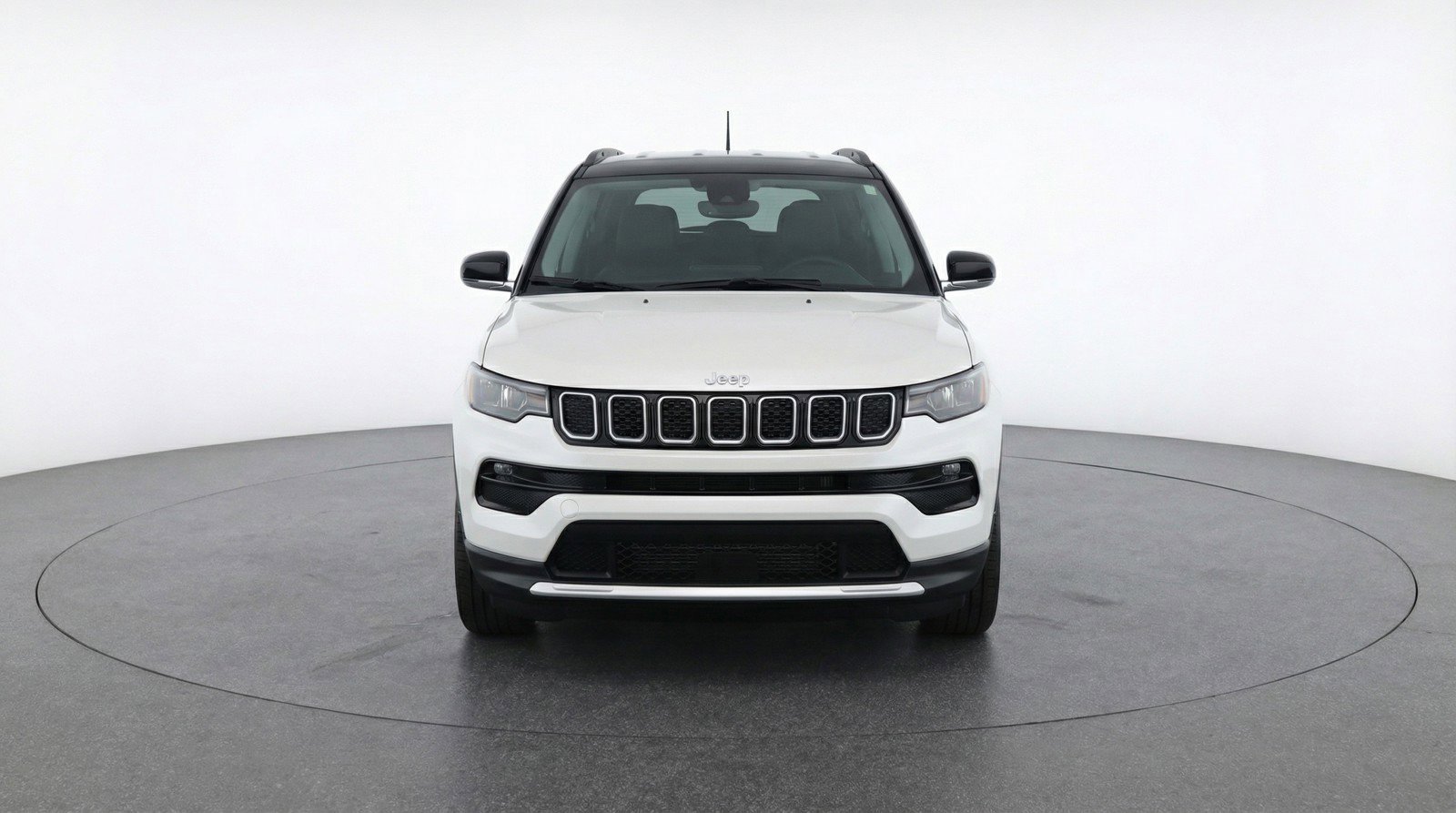 Used 2025 Jeep Compass Limited image 2