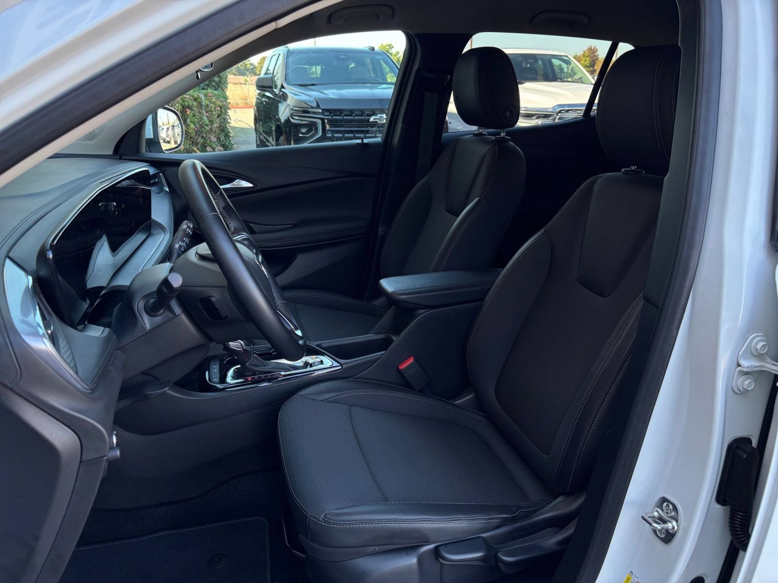 Used 2026 Buick Encore GX Preferred FWD image 35
