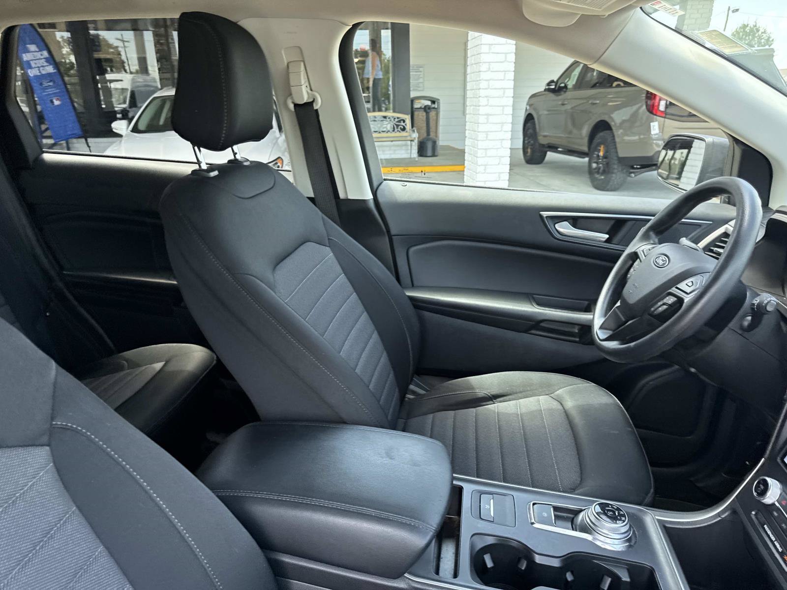 Used 2022 Ford Edge SE AWD/4WD image 10